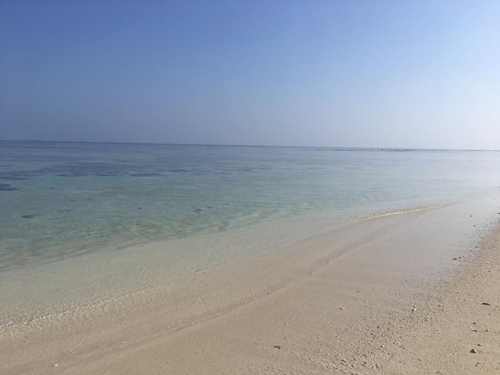 Hudhu Raakani Lodge Maldives Thinadhoo  Exterior photo