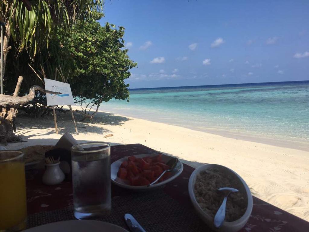 Hudhu Raakani Lodge Maldives Thinadhoo  Exterior photo